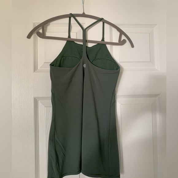 π« Lululemon High Neck Tank π« - Picture 4 of 5